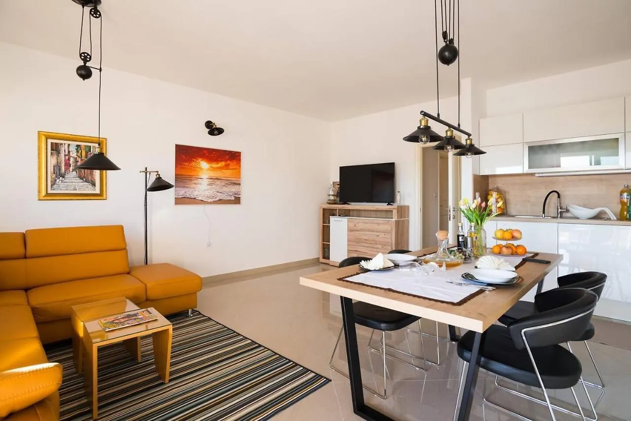 Apartment Jela & Niko Fažana